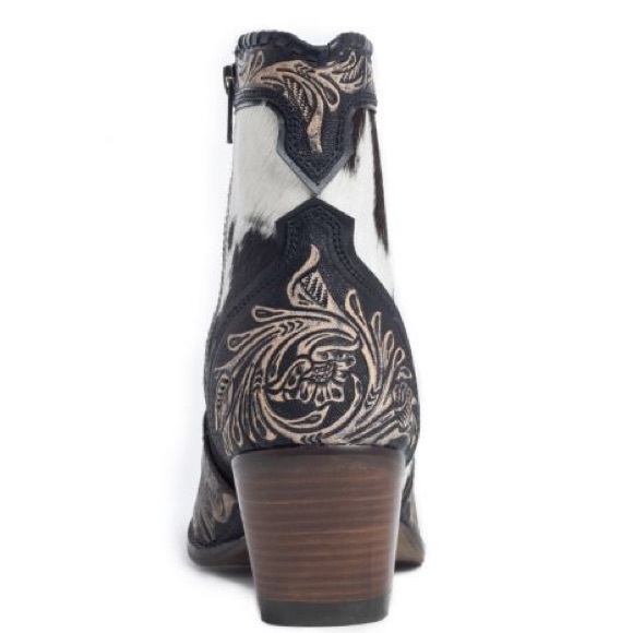 Hand Tooled Leather Cowhide Women Bootie Boot Boho Western Shoe Glennchester - Picture 3 of 15